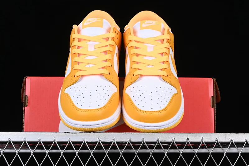 All categories Nk SB Dunk series Nk SB Dunk Low low-top sneakers Nk Dunk Low SB dunk series white and yellow color low-top casual sports skateboard shoes DD1503-800